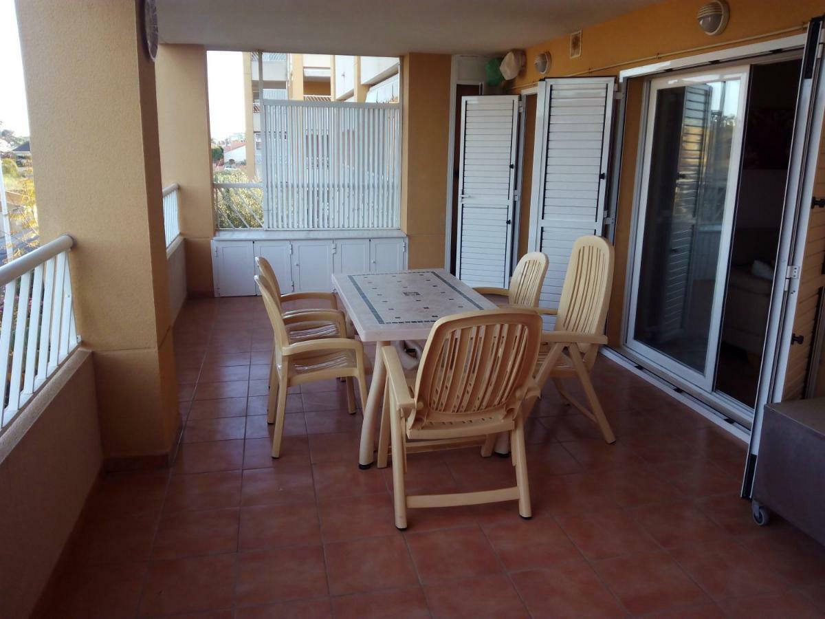 Apartmento Playa Almarda. Piscina&parking * Almardá